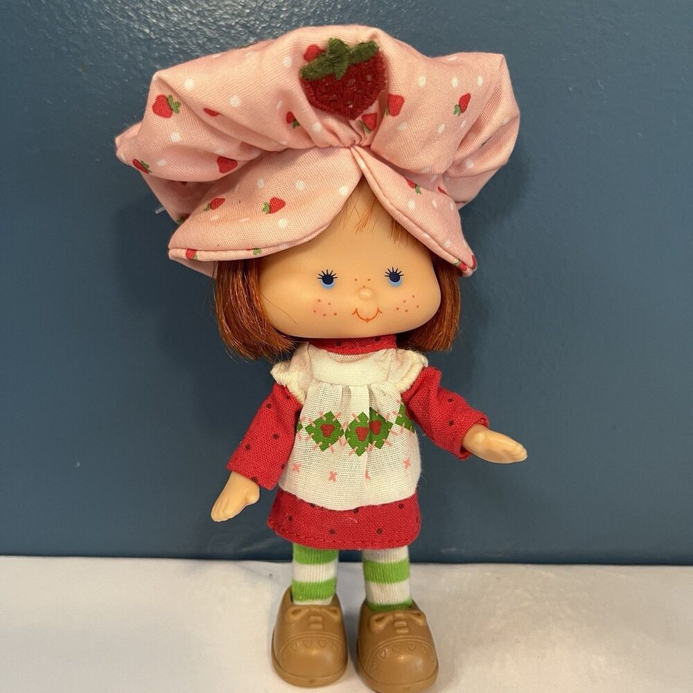Strawberry Shortcake Bridge Direct Classic Doll 35th Anniversary 2015 Retro